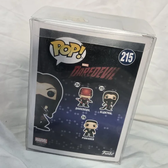🗡️ Funko Pop! Elektra #215 – Daredevil Series (Netflix) 🗡️ - Picture 3 of 4